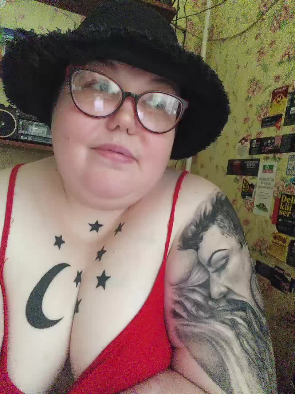 Svetlanka86 Adult Chat August 18, 2025