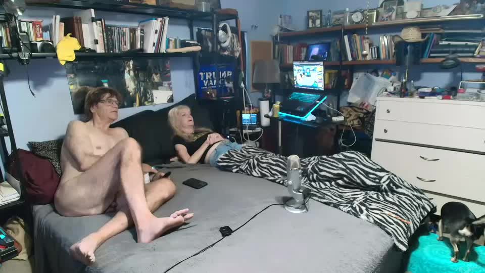 pink_black Adult Chat August 18, 2025