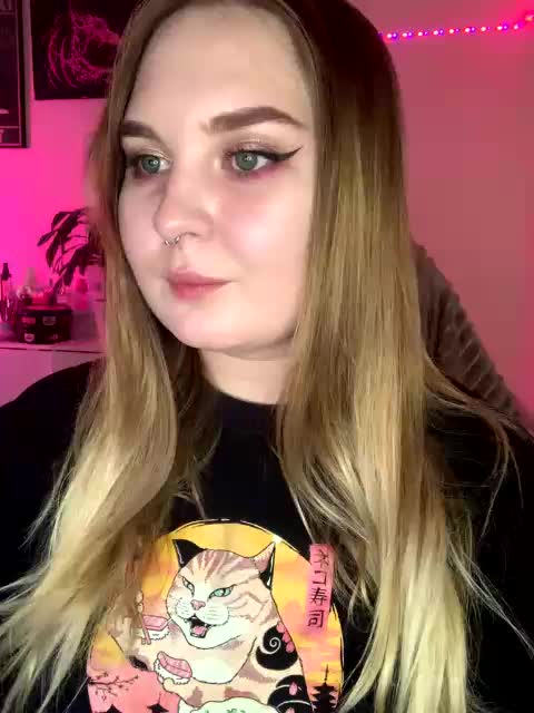 Greeenfriends6969 Adult Chat August 18, 2025