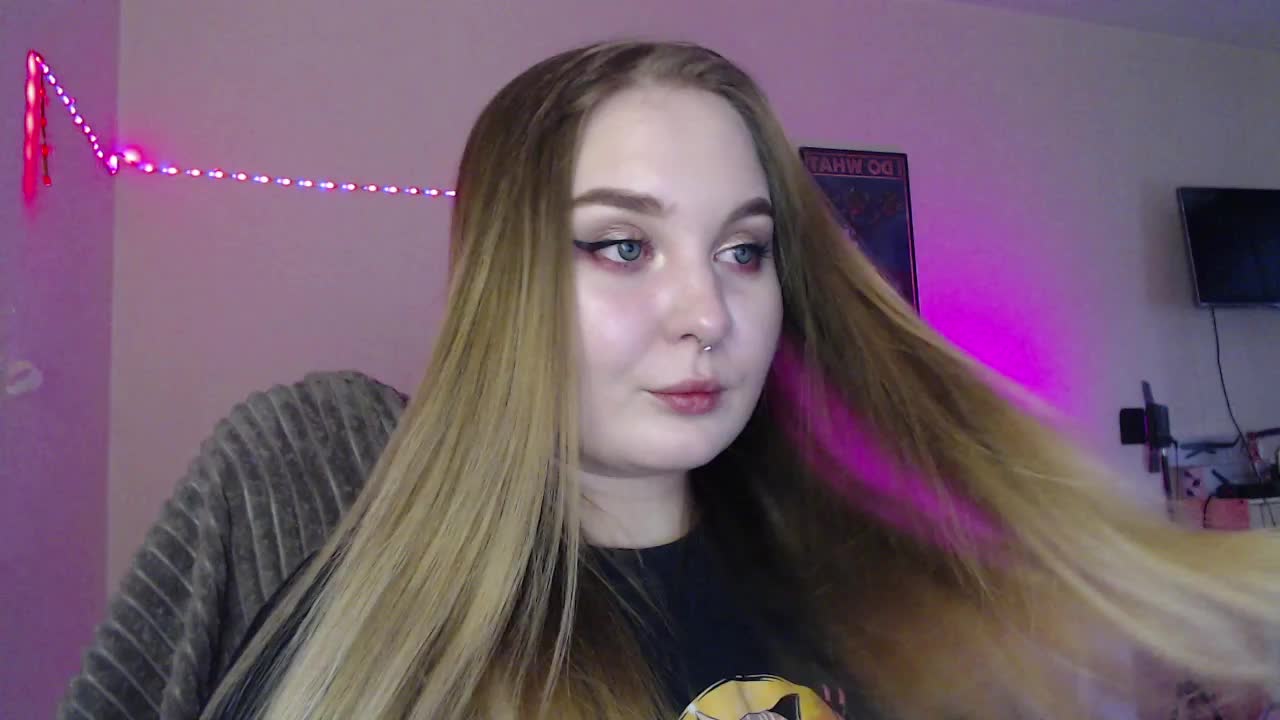 Greeenfriends6969 Adult Chat August 18, 2025