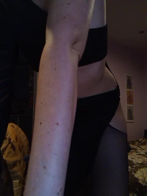 IiSexyGirl Adult Chat August 18, 2025