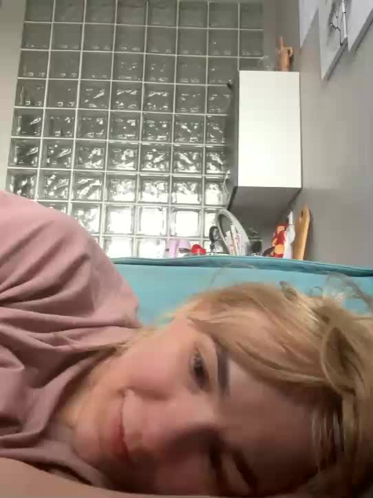 Kinesha Adult Chat August 18, 2025