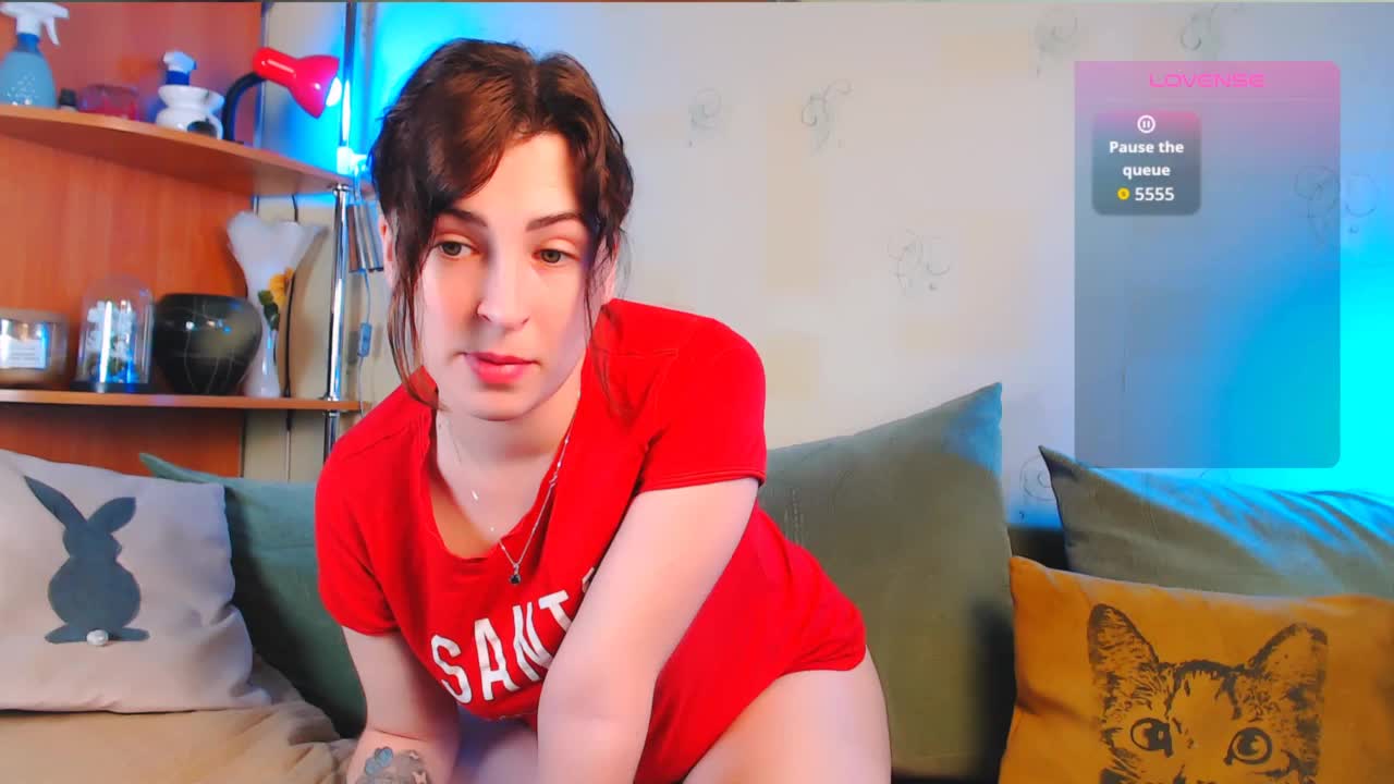 Caroline1995 Adult Chat August 18, 2025