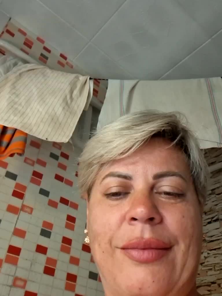 murr-kitty Adult Chat August 18, 2025