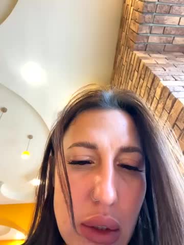 AleksandraRich Adult Chat August 18, 2025