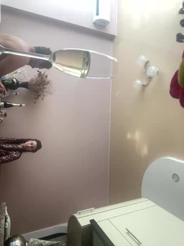 Flossy_Vettie Adult Chat August 18, 2025