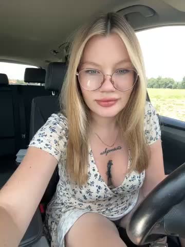 justmilaa Adult Chat August 18, 2025