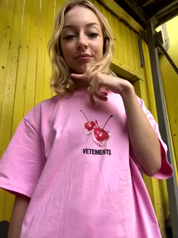 melissa_grr Adult Chat August 18, 2025