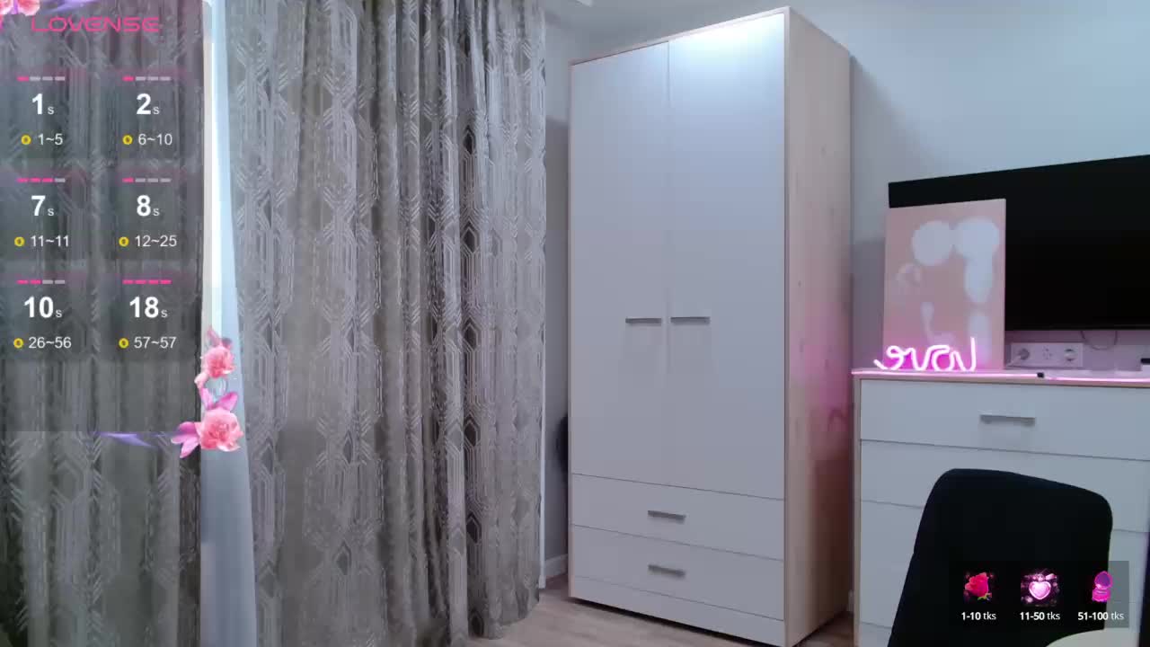 -dkny- Adult Chat August 18, 2025