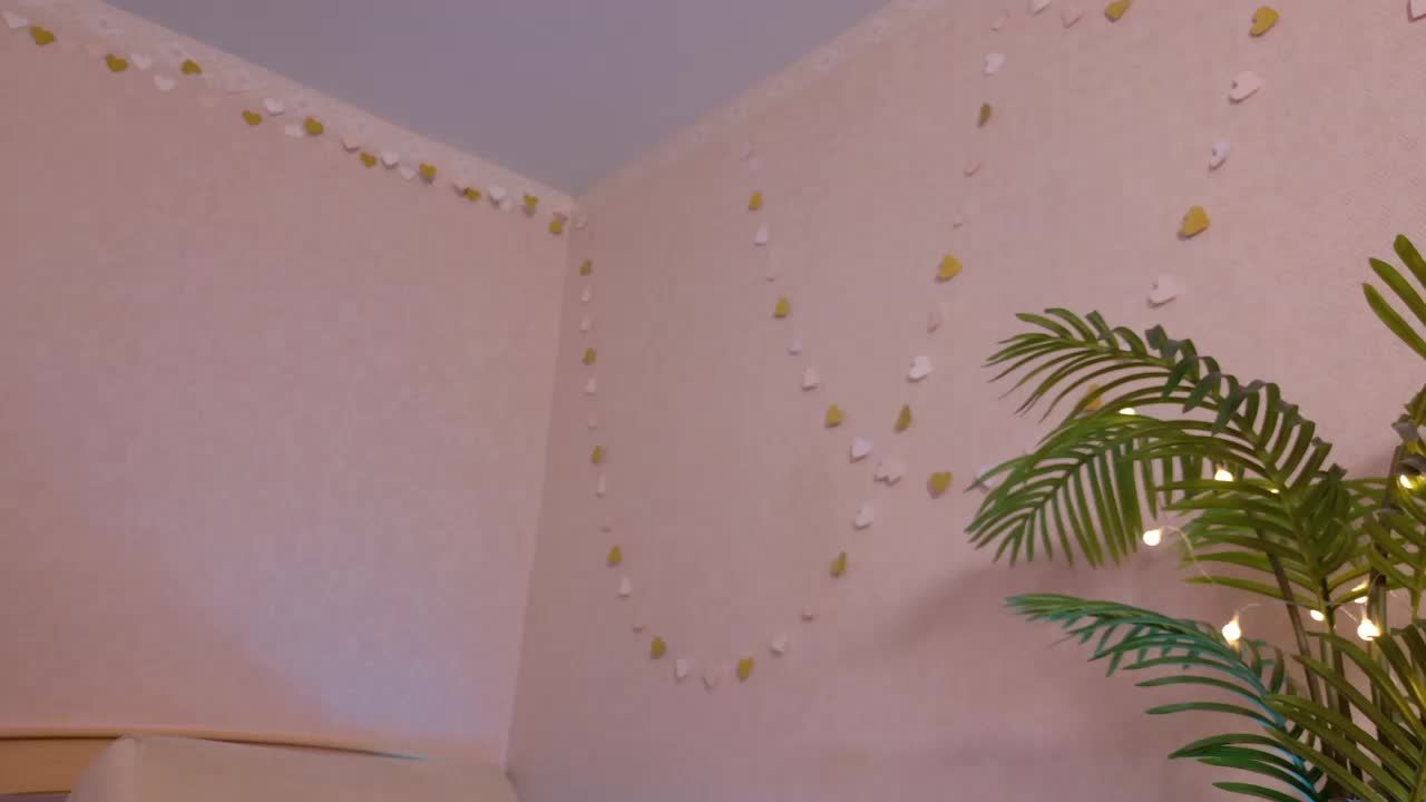 -Goldy- Adult Chat August 18, 2025