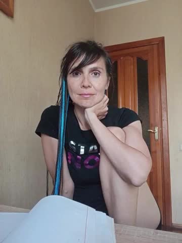 Hellenalonenochka Adult Chat August 18, 2025