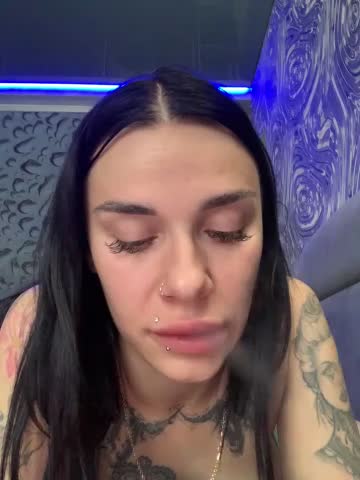 Queen_of_pain Adult Chat August 18, 2025