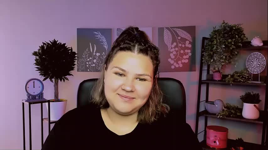 FlorenceAnderson Adult Chat August 18, 2025