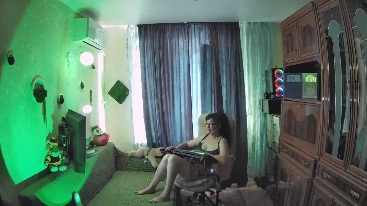 Infodar Adult Chat August 18, 2025