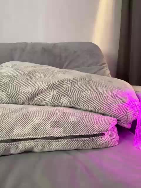 MillyMillya Adult Chat August 18, 2025