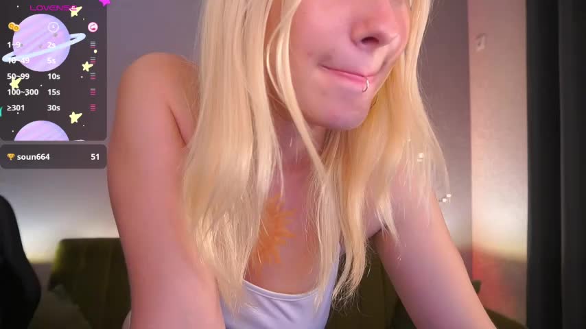 LilElfie Adult Chat August 18, 2025