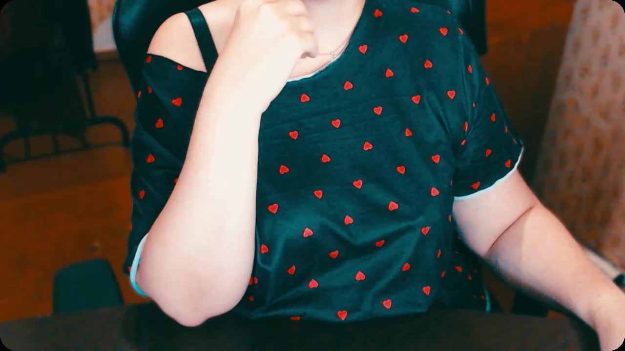 Alisa1917 Adult Chat August 19, 2025