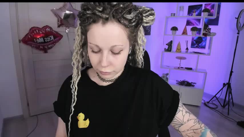 HoneySallyMoore Adult Chat August 19, 2025