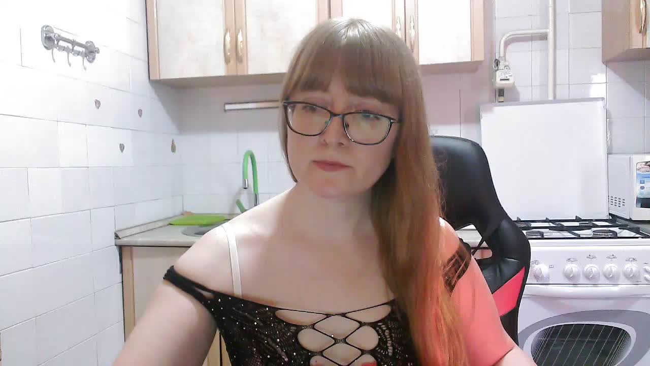 L-e-l-i-k Adult Chat August 19, 2025