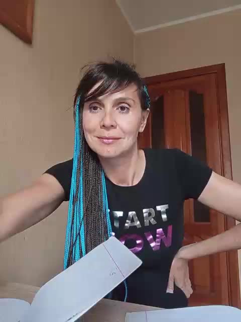 Hellenalonenochka Adult Chat August 19, 2025