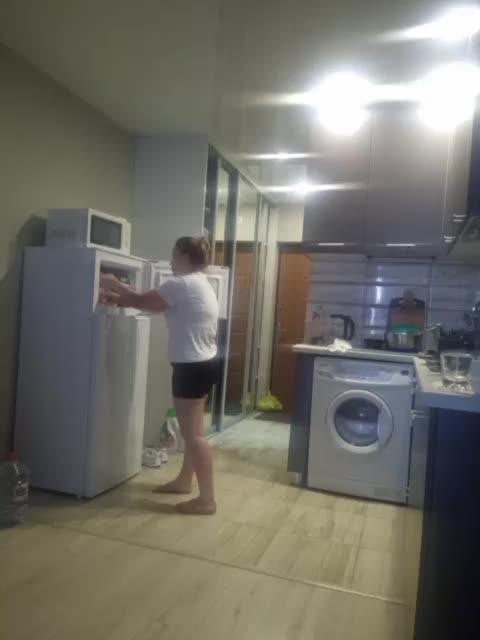 Kira183 Adult Chat August 19, 2025