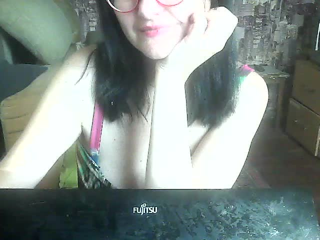 LynnYana Adult Chat August 19, 2025