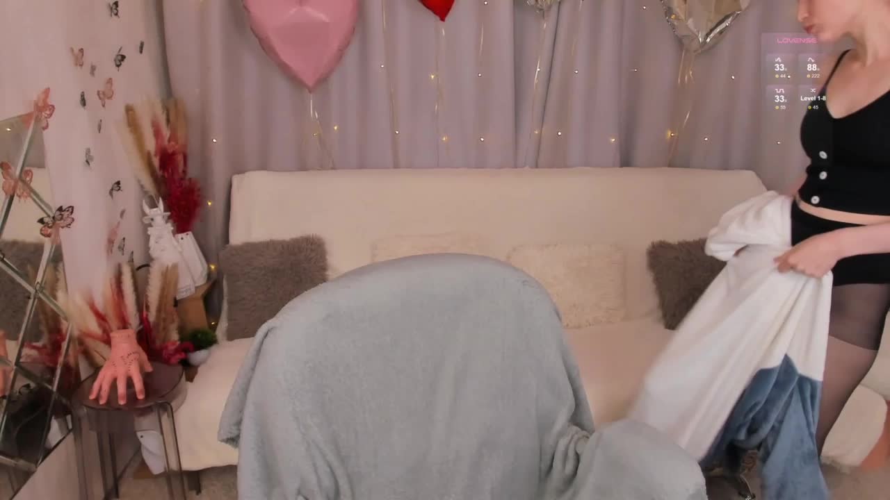 Liissa Adult Chat August 19, 2025