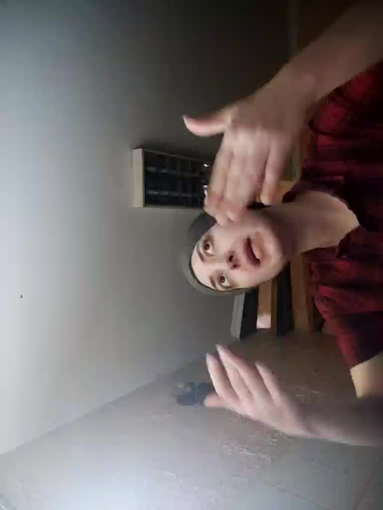 Kira700cams Adult Chat August 19, 2025