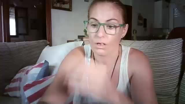 lolahueso Adult Chat August 18, 2025