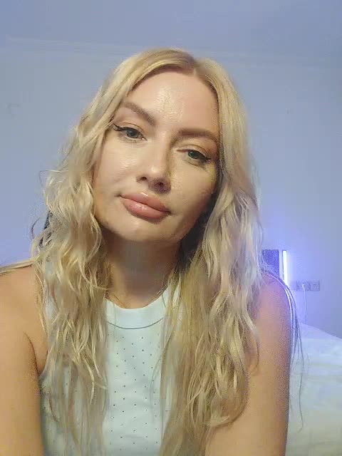 AlenaFeya Adult Chat August 19, 2025