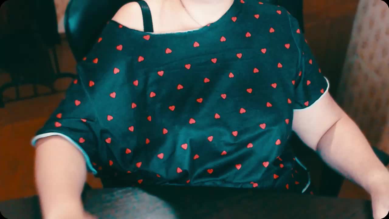 Alisa1917 Adult Chat August 19, 2025