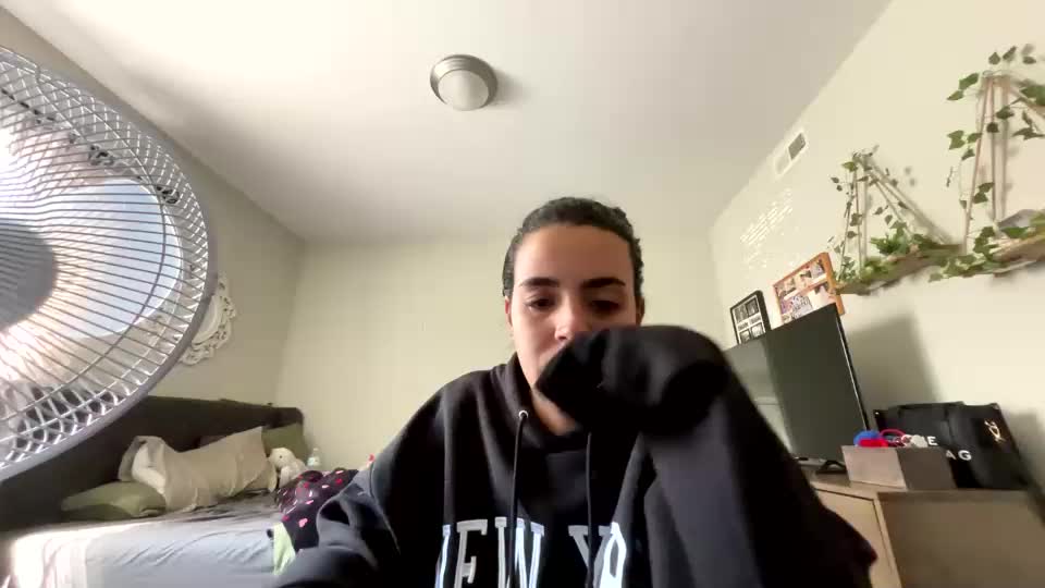 zoel87 Adult Chat August 18, 2025