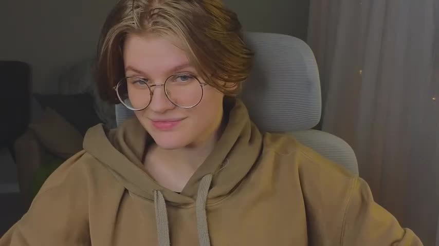 _JessieVibes Adult Chat August 19, 2025