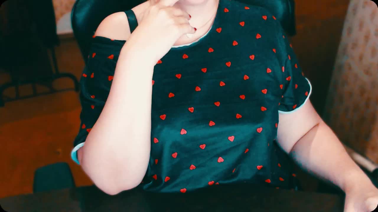 Alisa1917 Adult Chat August 19, 2025