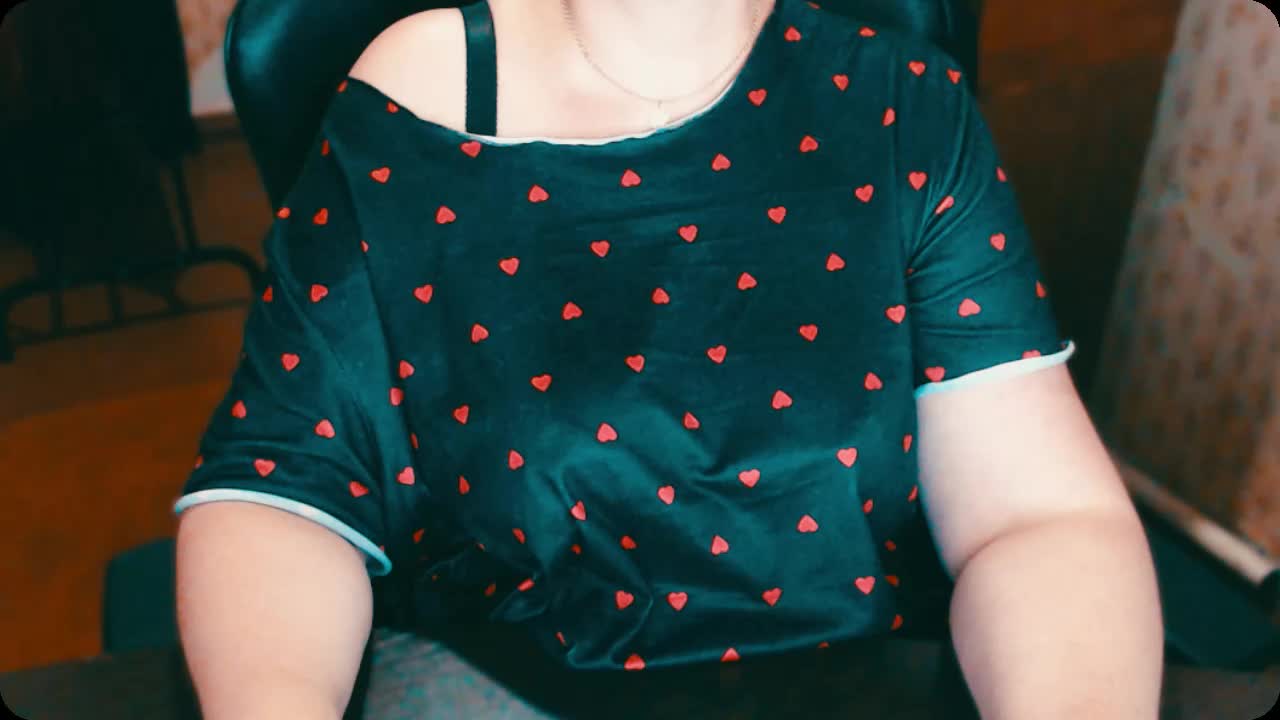 Alisa1917 Adult Chat August 19, 2025