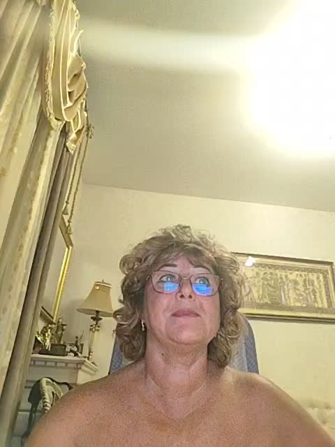 KarinkaSweet Adult Chat August 19, 2025