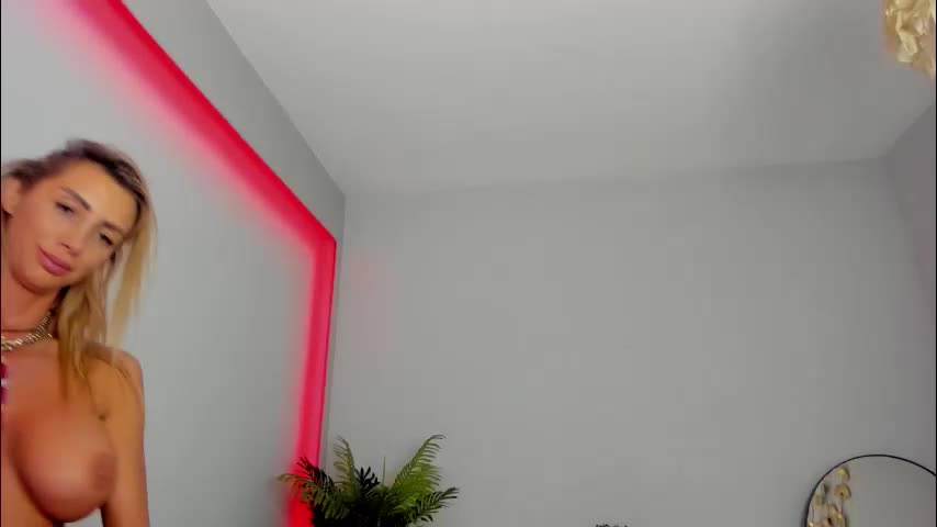 angel_wow_ Adult Chat August 19, 2025