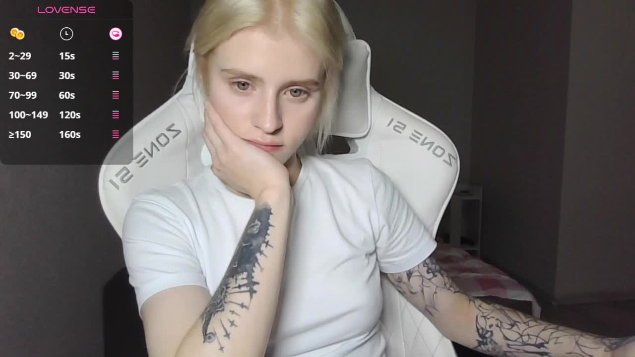 Helga_Pataki Adult Chat August 19, 2025