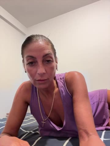 IrinkaGata Adult Chat August 19, 2025