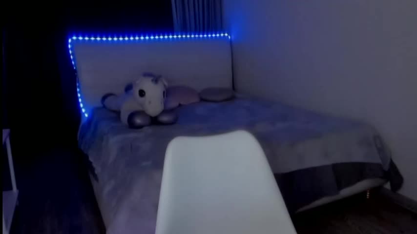 nika_reinnn Adult Chat August 19, 2025