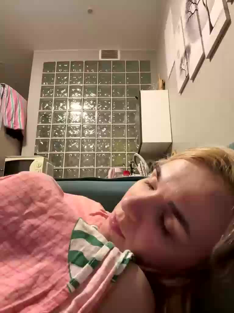 Kinesha Adult Chat August 19, 2025