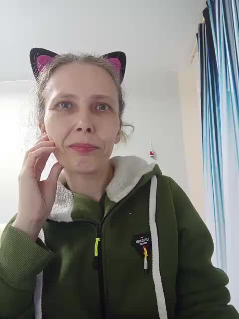 -Queen-Margo- Adult Chat August 19, 2025
