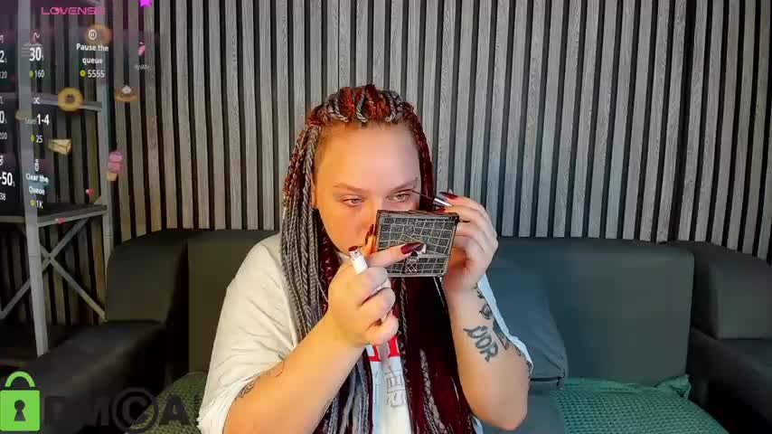 Looly_Rise Adult Chat August 19, 2025