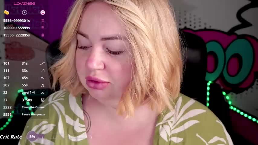 ZaraReignn Adult Chat August 19, 2025