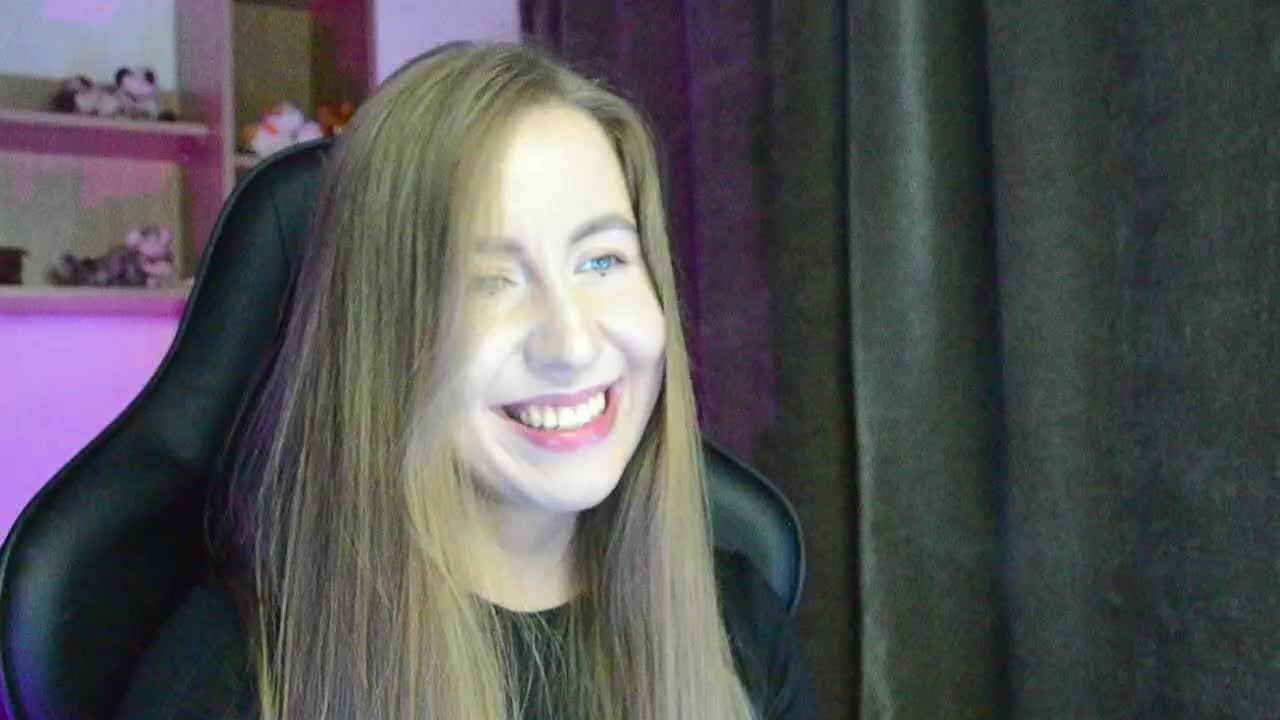 -Rii- Adult Chat August 19, 2025