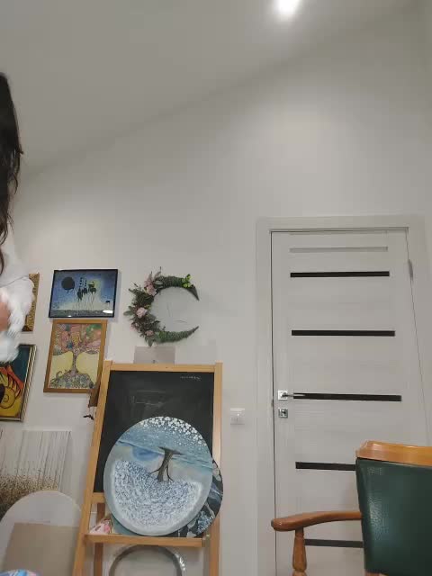 Daikiri17 Adult Chat August 19, 2025