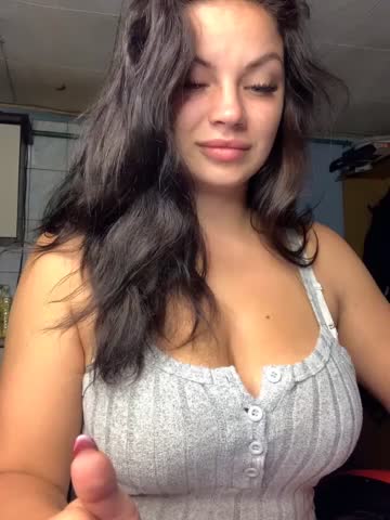 Sweeeeet_Candy Adult Chat August 19, 2025