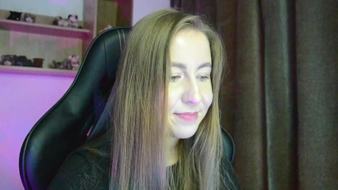 -Rii- Adult Chat August 19, 2025