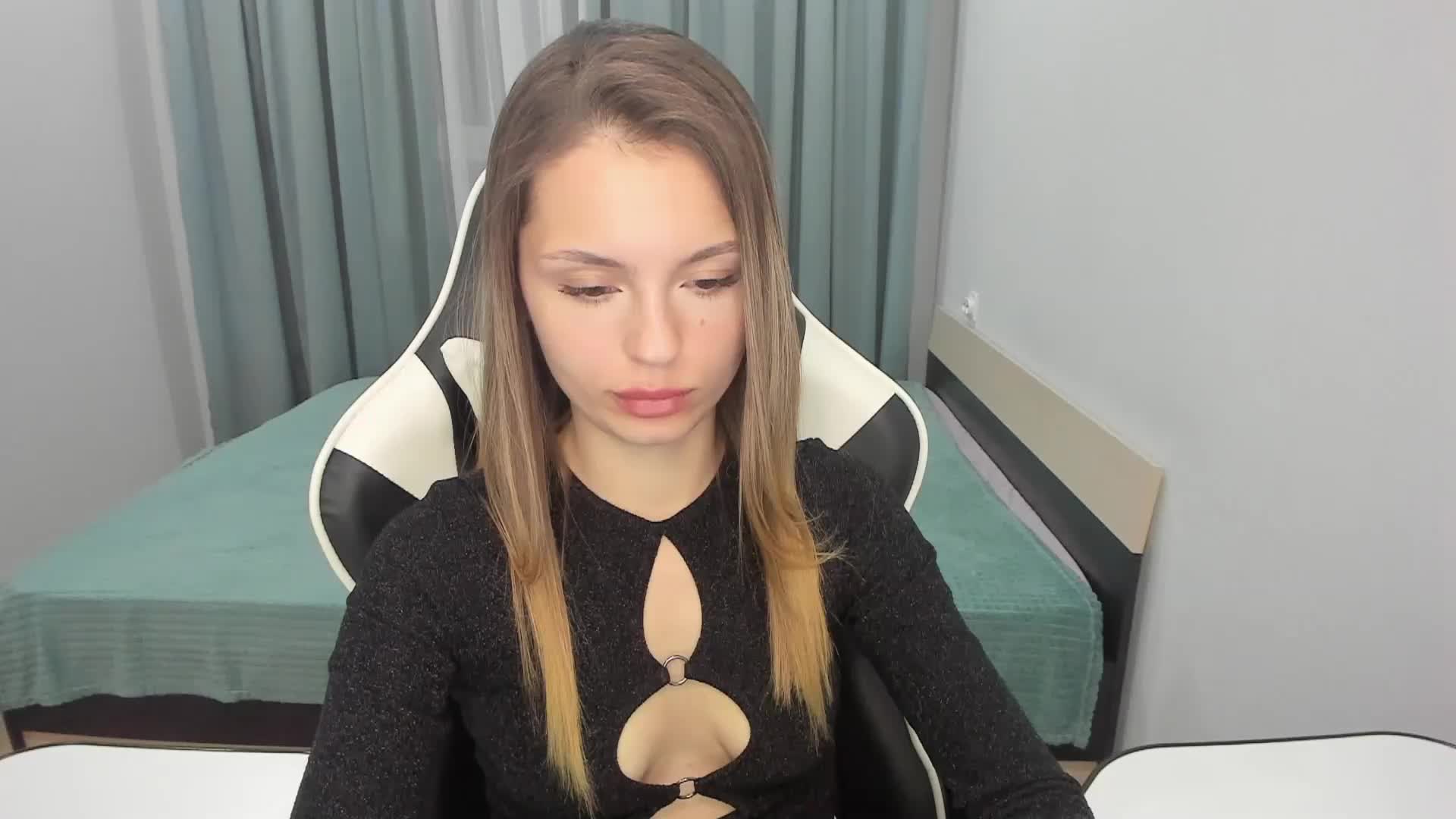 EmilySkout Adult Chat August 18, 2025