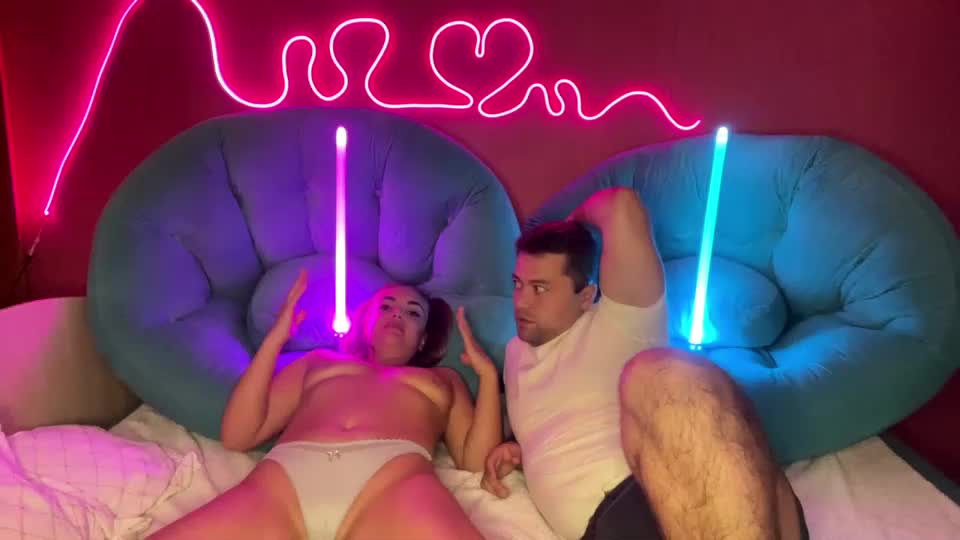 deeplookscouple Adult Chat August 19, 2025